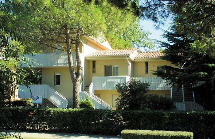 Apartment - 3 Bedrooms, 2 Bathrooms - *